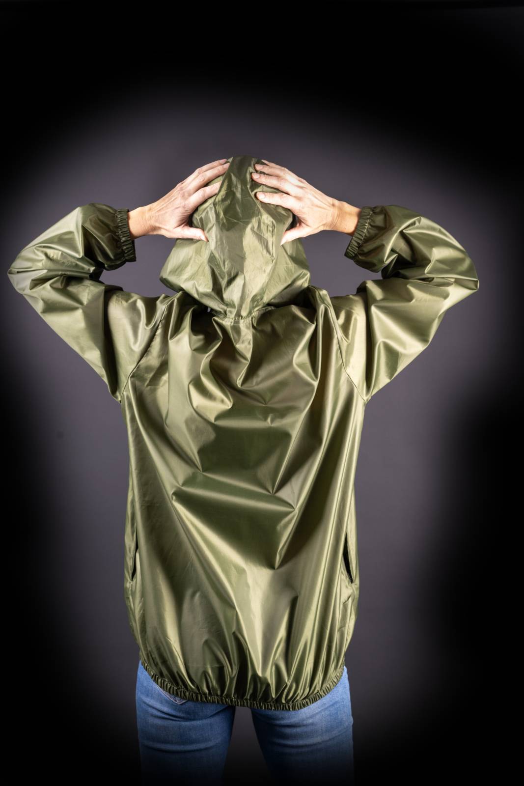 Back Rustle Pearl Dark Olive Green